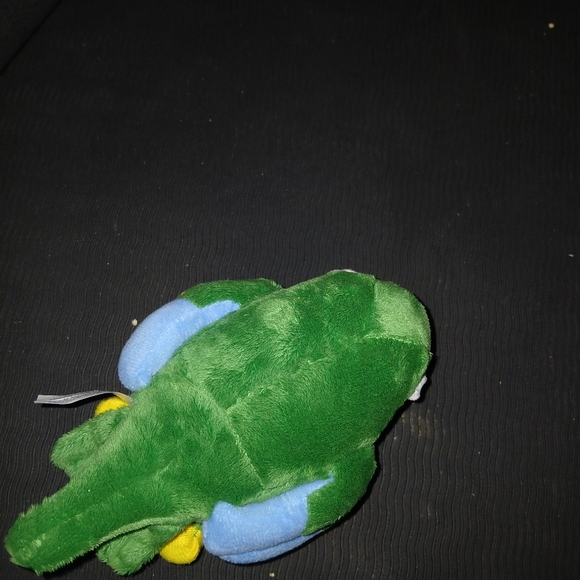 Endangered Puerto Rican Parrot Plush Toy - talks - Picture 5 of 5